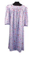 1gown1-11-2-06-sm.jpg